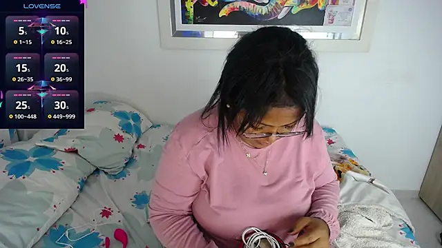 miajoseph  online show from 02.21.25