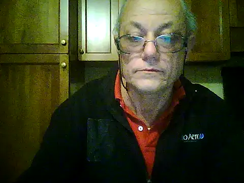 Snapshot of gianbragallini chatting on 12.01.25 gianbragallini online show from 12.01.25