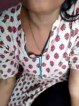 Shivani Mumbai85 online show from 02.13.25