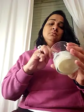 paulinaDiaz1 online show from 01.18.26