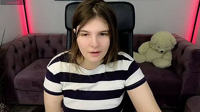 Ruyjin Choi online show from 01.14.26