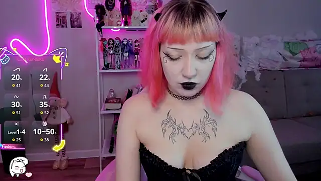 SweetieMollyy online show from 10.27.25