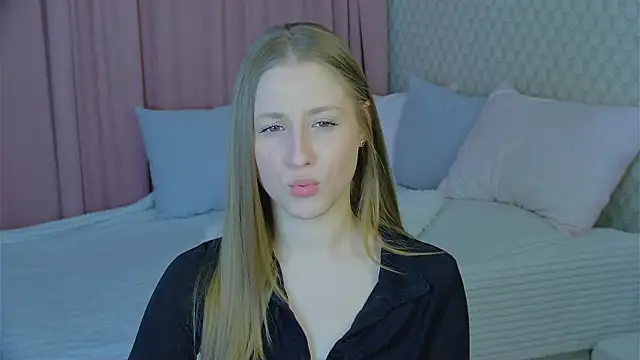 BritneyCruze online show from 02.27.25