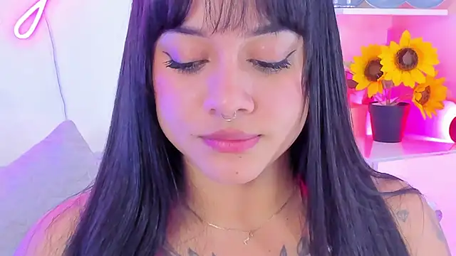 MaddyParisi online show from 03.05.25