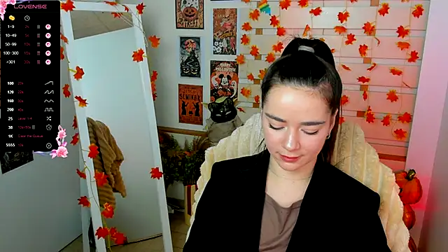 Bella XO online show from 10.25.25