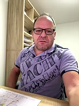 coupleLatinaLovers online show from 11.12.25