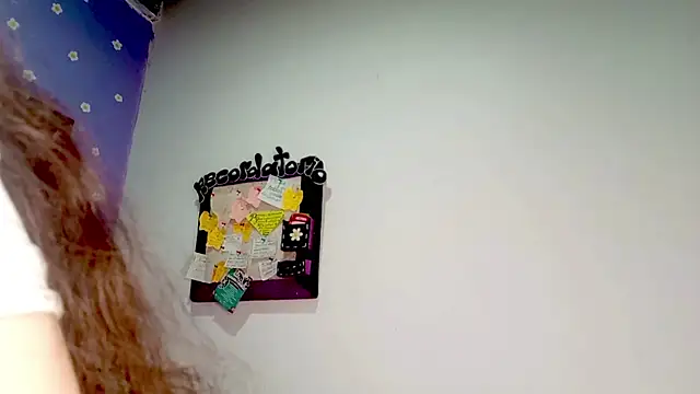 PetiteIvoryQueen19 online show from 06.25.26