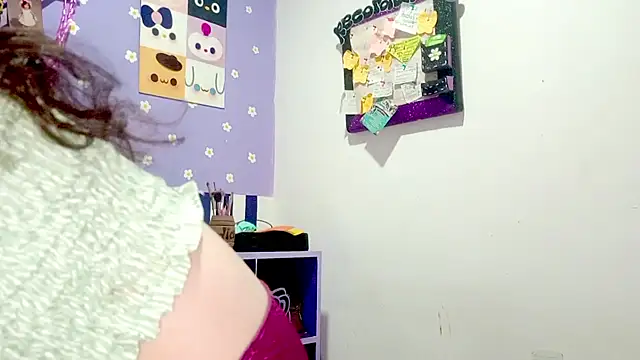 PetiteIvoryQueen19 online show from 07.14.26