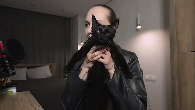 vinylstore online show from 05.30.26