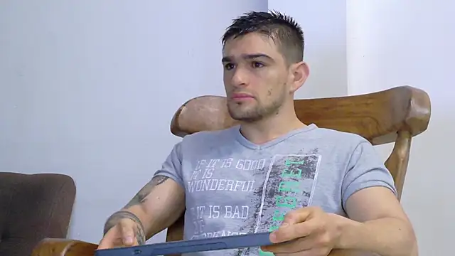 Sexy Alejandro  online show from 02.19.26