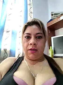 Laura-Hernandez online show from 09.17.25