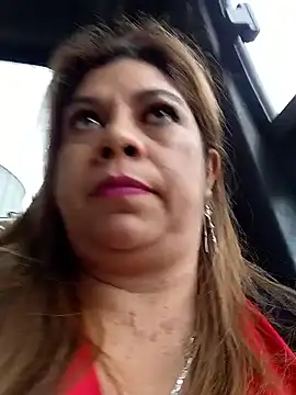 Laura-Hernandez online show from 11.14.25