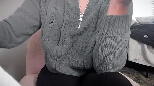 Snapshot of bigb00tyjudyyX chatting on 10.18.25 bigb00tyjudyyX online show from 10.18.25