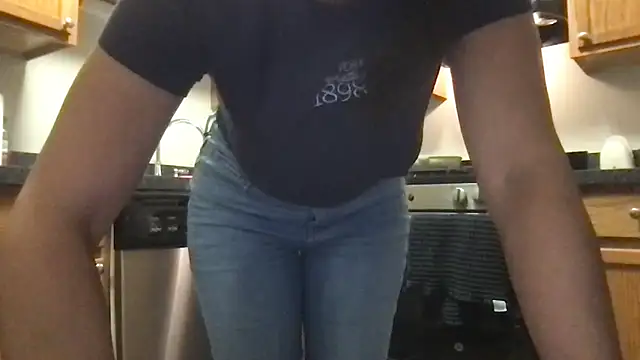 Snapshot of bigb00tyjudyyX chatting on 10.30.25 bigb00tyjudyyX online show from 10.30.25