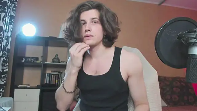 Snapshot of daddyMarty420 chatting on 11.29.25 daddyMarty420 online show from 11.29.25