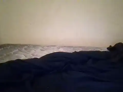 Snapshot of lisa_larry88 chatting on 02.04.25 lisa larry88 online show from 02.04.25