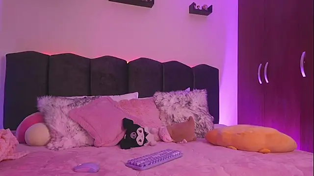 Lilou albrecht online show from 02.24.26