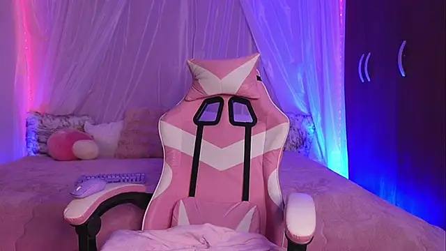 Lilou albrecht online show from 04.10.26