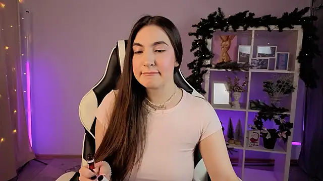 Snapshot of MelissaLovvv chatting on 02.02.26 MelissaLovvv online show from 02.02.26