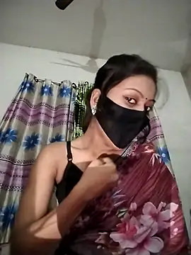 Snapshot of Nadia-2 chatting on 12.19.25 Nadia-2 online show from 12.19.25