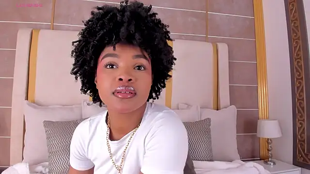 AriaFoster online show from 11.07.25