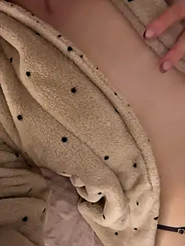 kotekxx000 online show from 12.15.25