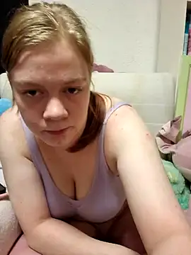 Snapshot of rose_bunny chatting on 01.08.25 rose bunny online show from 01.08.25