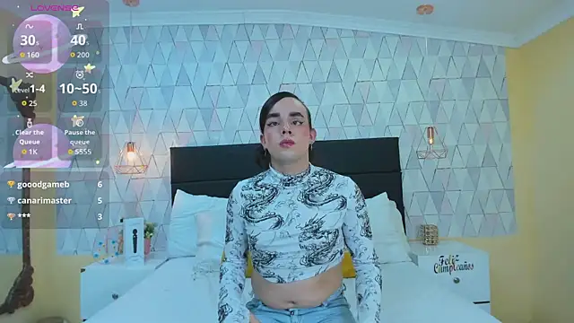 Snapshot of JustinePerry chatting on 10.16.25 JustinePerry online show from 10.16.25