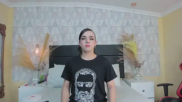 JustinePerry online show from 02.05.26