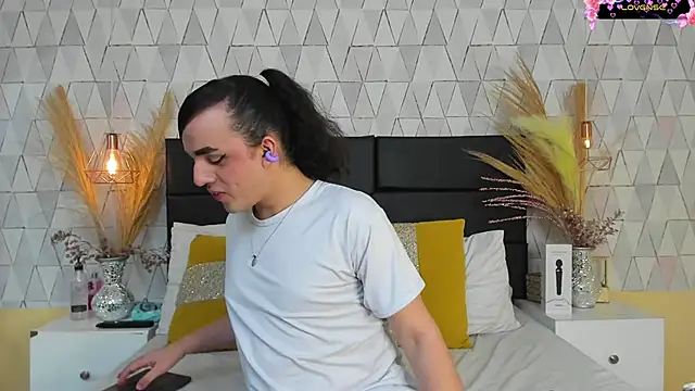 Snapshot of JustinePerry chatting on 03.12.26 JustinePerry online show from 03.12.26