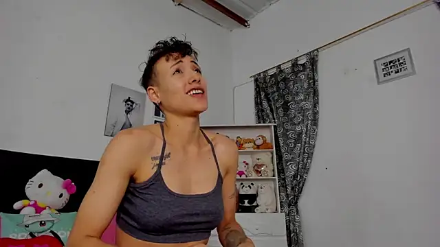 Snapshot of megan_100 chatting on 11.20.25 megan 100 online show from 11.20.25