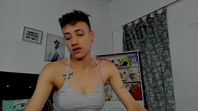 Snapshot of megan_100 chatting on 12.13.25 megan 100 online show from 12.13.25