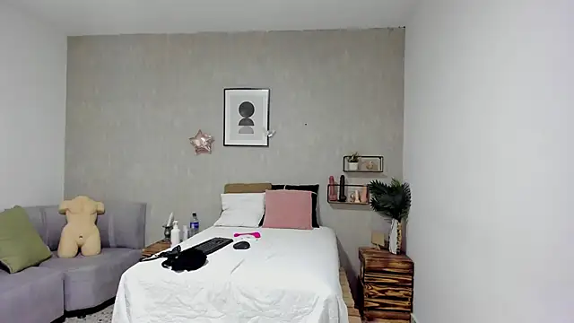 Snapshot of afrodita_martinez chatting on 12.03.25 afrodita martinez online show from 12.03.25