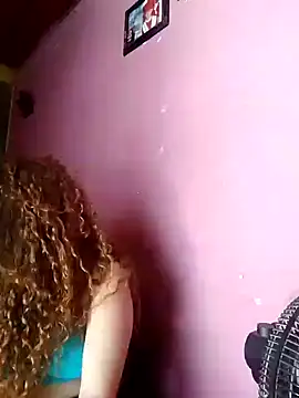 Snapshot of Mia_fooxx_ chatting on 01.02.25 Mia fooxx online show from 01.02.25