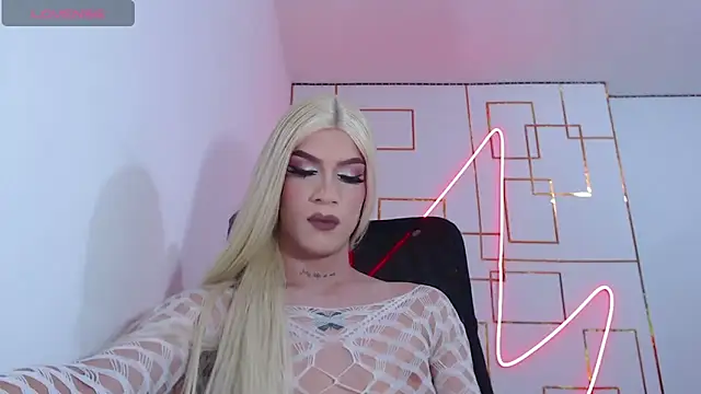 Snapshot of khalany_hadid chatting on 01.07.25 khalany hadid online show from 01.07.25