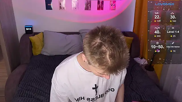 Snapshot of metratok chatting on 01.08.26 metratok online show from 01.08.26