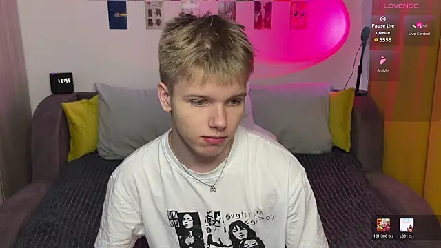 Snapshot of metratok chatting on 02.14.26 metratok online show from 02.14.26