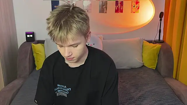 Snapshot of metratok chatting on 03.03.26 metratok online show from 03.03.26