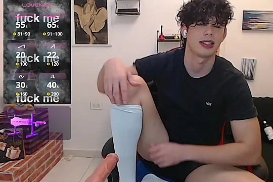 Snapshot of Angelo-cianuro- chatting on 01.09.26 Angelo-cianuro- online show from 01.09.26