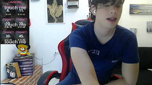 Snapshot of Angelo-cianuro- chatting on 01.12.26 Angelo-cianuro- online show from 01.12.26