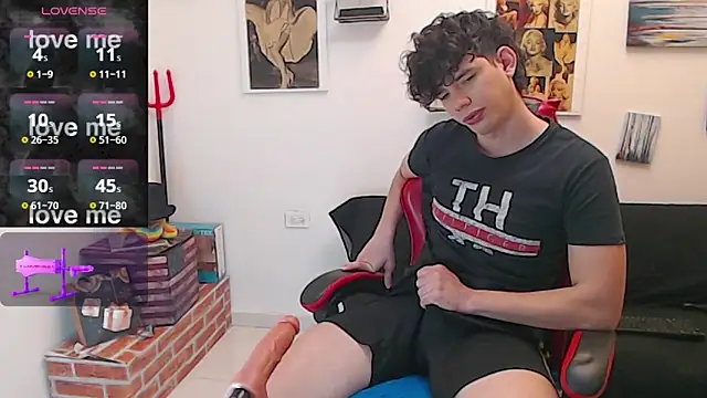 Snapshot of Angelo-cianuro- chatting on 02.09.26 Angelo-cianuro- online show from 02.09.26