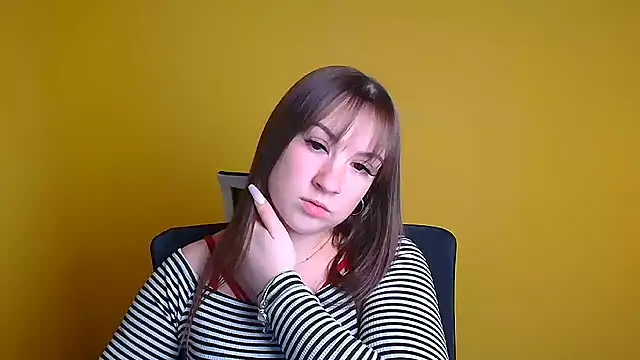Evelina GG online show from 01.04.25