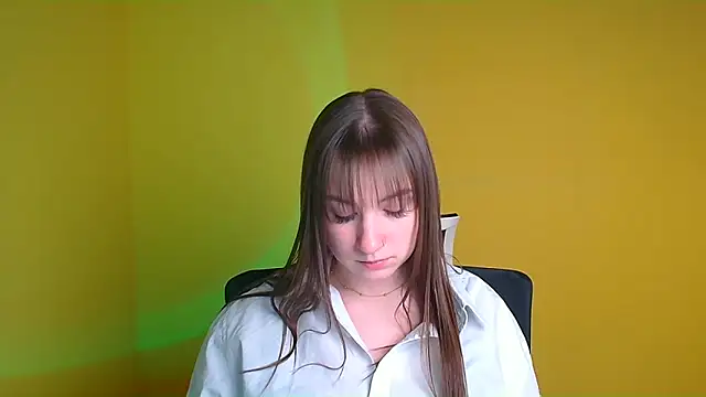 Snapshot of Evelina_GG chatting on 02.04.25 Evelina GG online show from 02.04.25