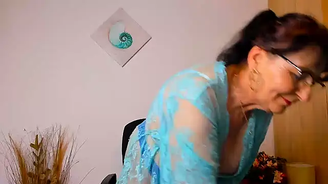 sweetangell69  online show from 04.11.26