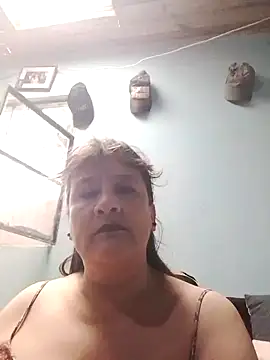 Snapshot of DirtyStefaniax chatting on 11.06.25 DirtyStefaniax online show from 11.06.25