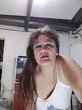 Snapshot of DirtyStefaniax chatting on 11.11.25 DirtyStefaniax online show from 11.11.25