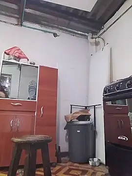 Snapshot of DirtyStefaniax chatting on 11.29.25 DirtyStefaniax online show from 11.29.25