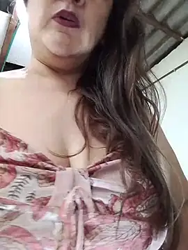 Snapshot of DirtyStefaniax chatting on 12.04.25 DirtyStefaniax online show from 12.04.25