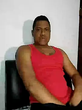 Snapshot of latinblack01 chatting on 12.11.24 latinblack01 online show from 12.11.24