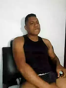 Snapshot of latinblack01 chatting on 01.29.25 latinblack01 online show from 01.29.25
